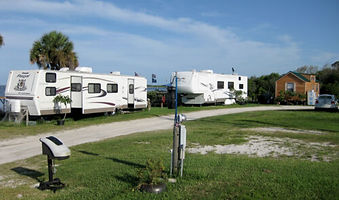 Full Hook-Up RV Spaces